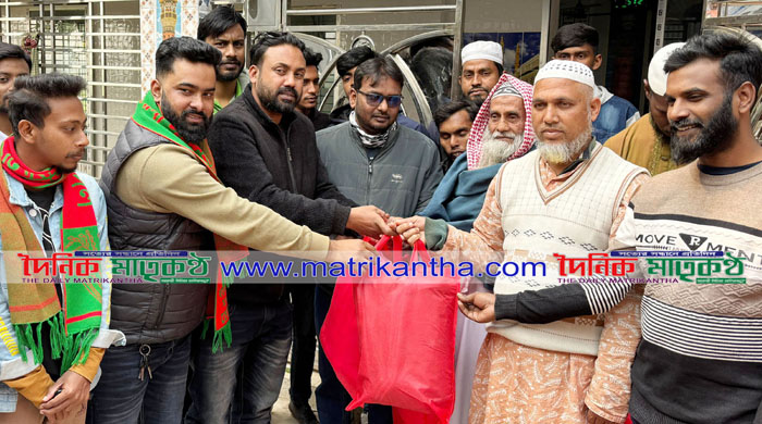 কালুখালীর মৃগী ইউনিয়নের ৫০টি মসজিদের ইমাম-মুয়াজ্জিনের মাঝে শীতের উপহার বিতরণ